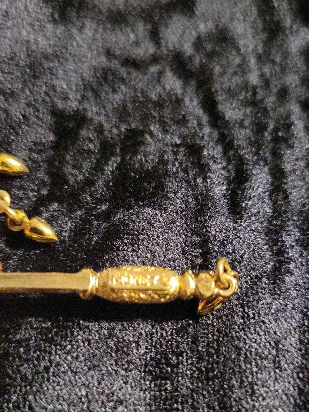 Monet - Gold Parasol and Raindrops Brooch Pin